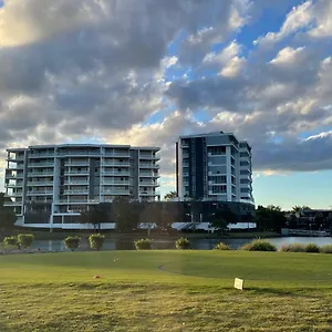 4* Aparthotel Signature Waterfront
