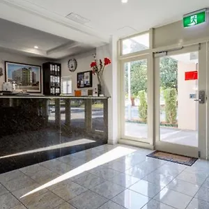 *** Motel Baileys Parkside By Vetroblu Australia